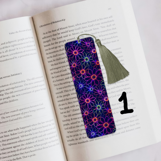 Neon Daisy Bookmarks